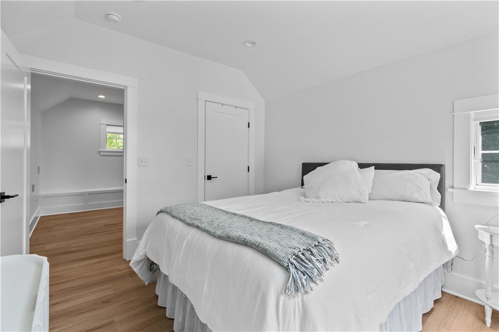 561 Bristol Ferry Road Unit B Property Photo 24