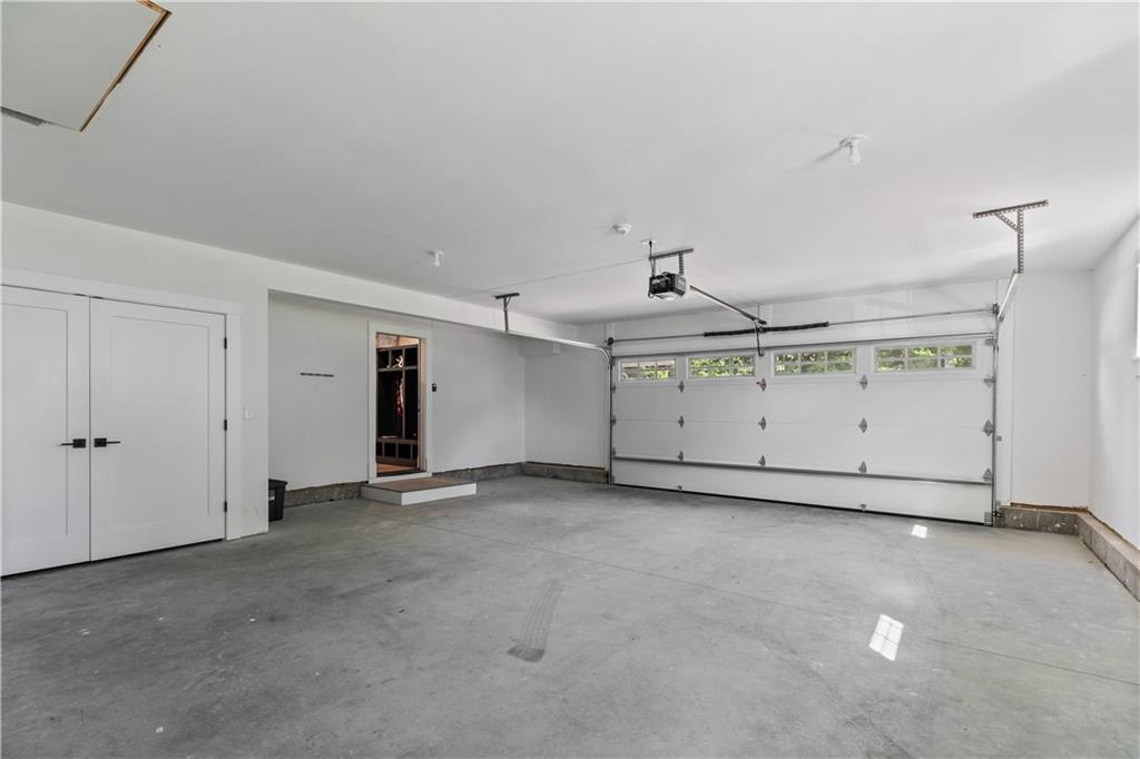 561 Bristol Ferry Road Unit B Property Photo 28