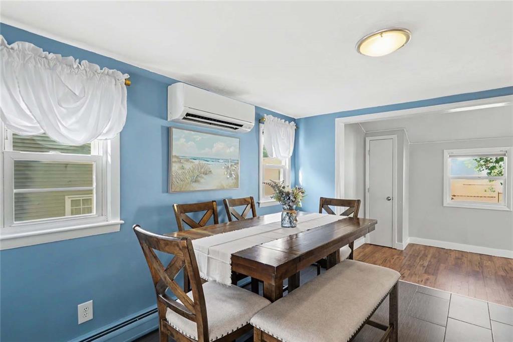 114 England Street Property Photo 13
