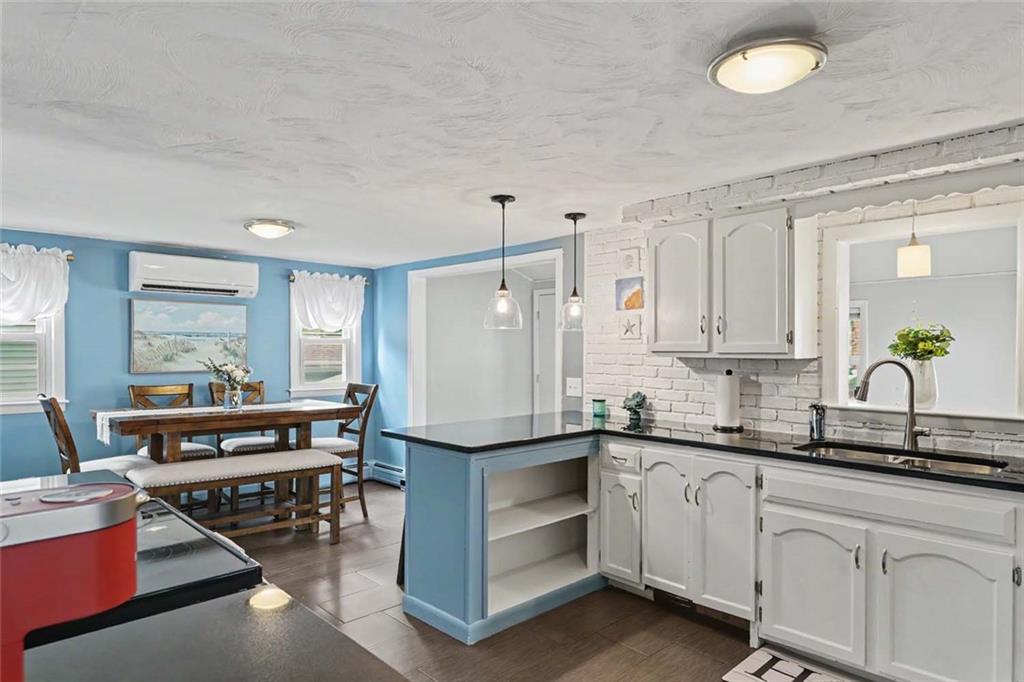 114 England Street Property Photo 18