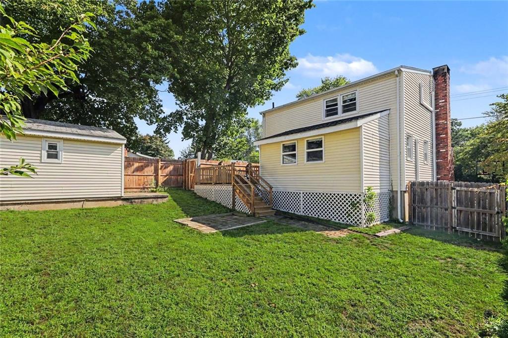 114 England Street Property Photo 48