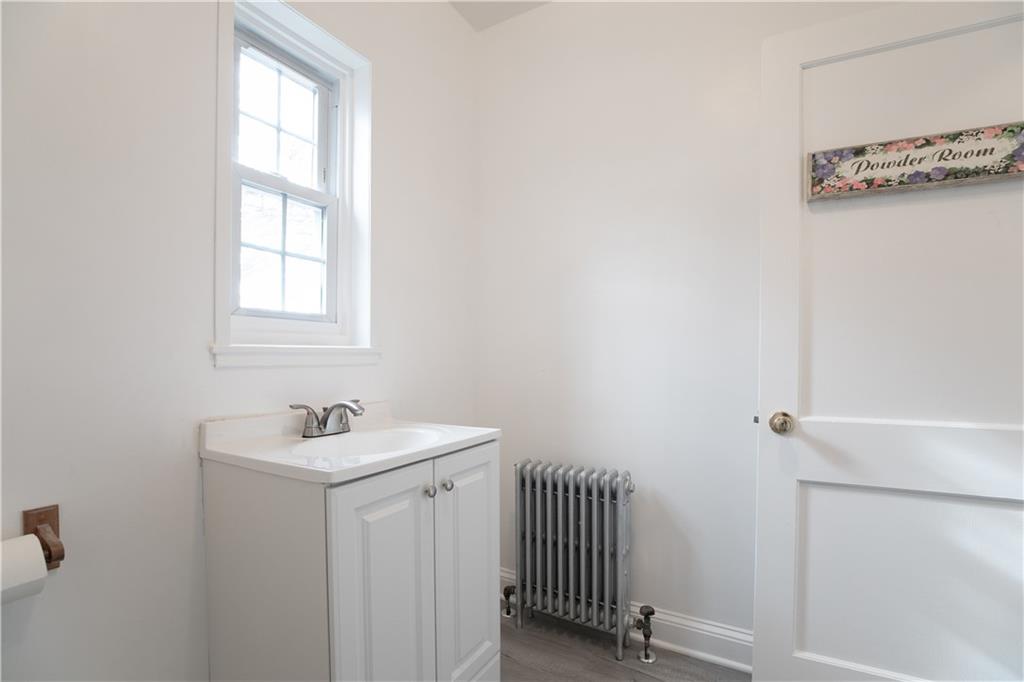 546 Main Street Property Photo 12