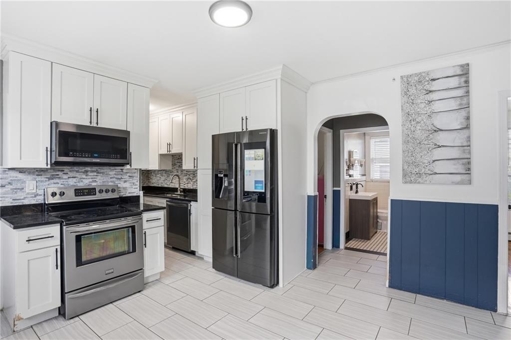 144 Dante Street Property Photo 7