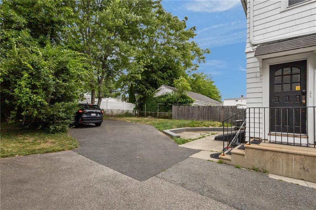 144 Dante Street Property Photo 20