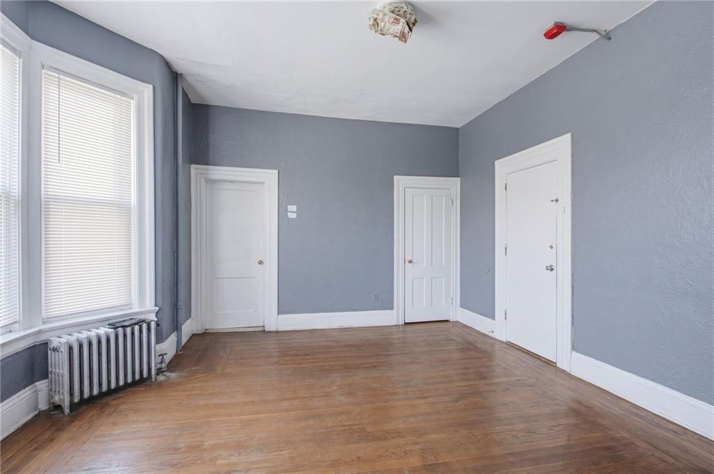 8 Somerset Street Property Photo 9