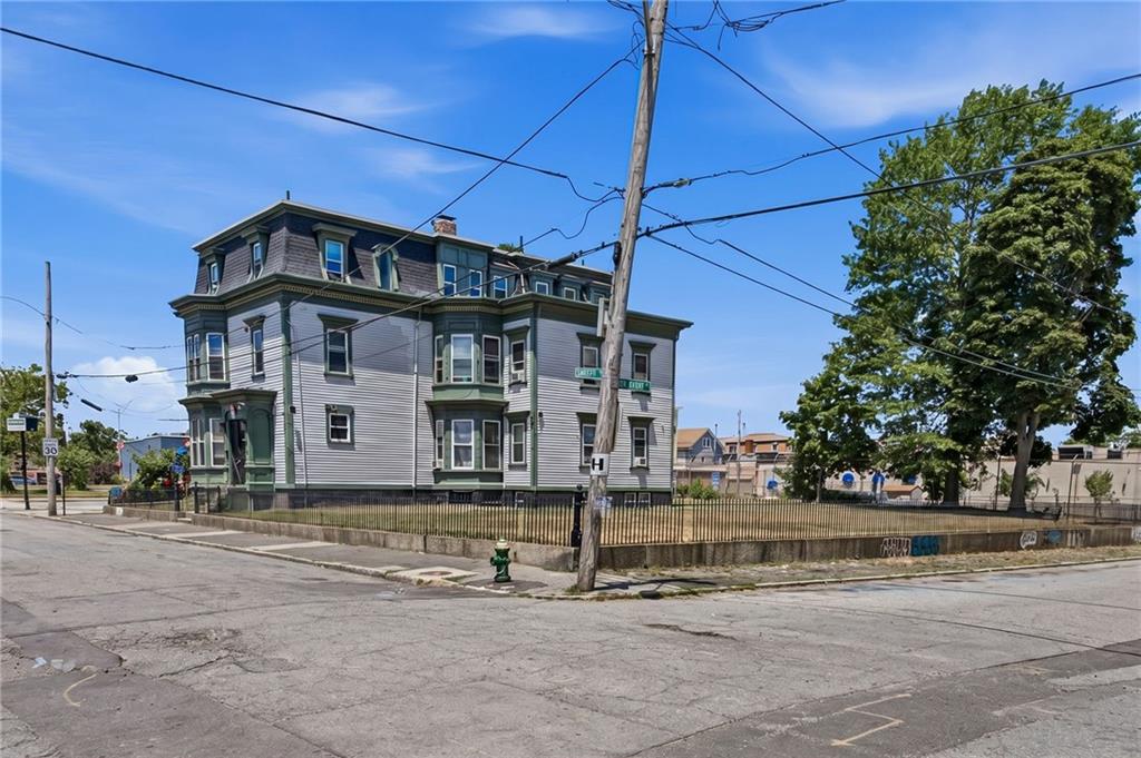 8 Somerset Street Property Photo 31