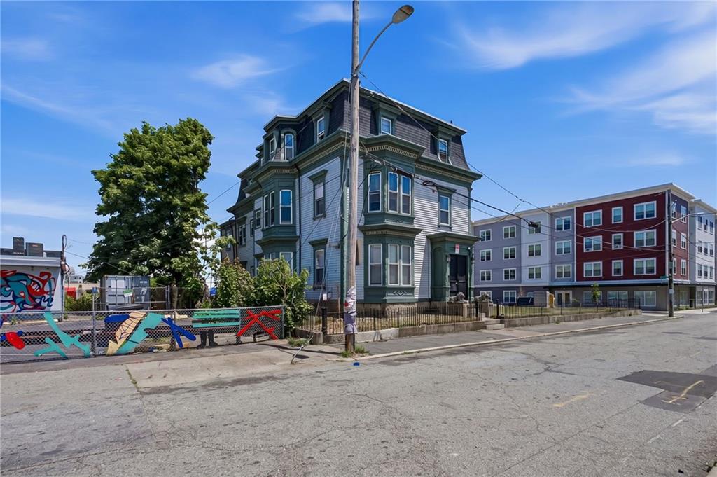 8 Somerset Street Property Photo 34