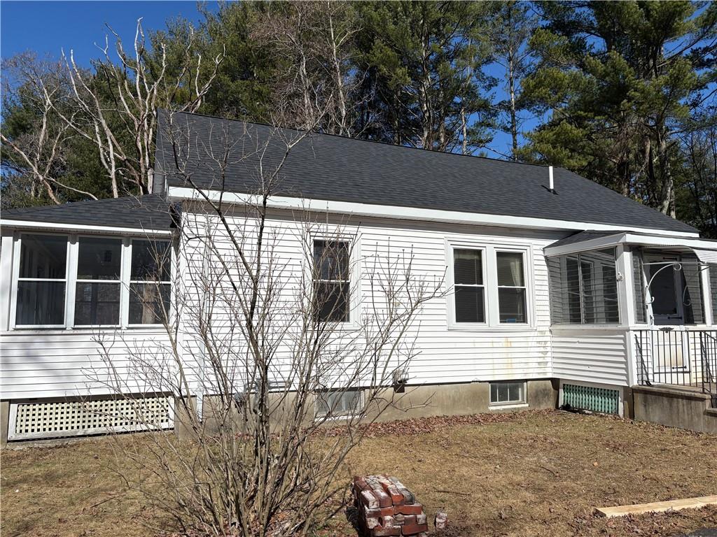 52 Carpenter Street Property Photo 3
