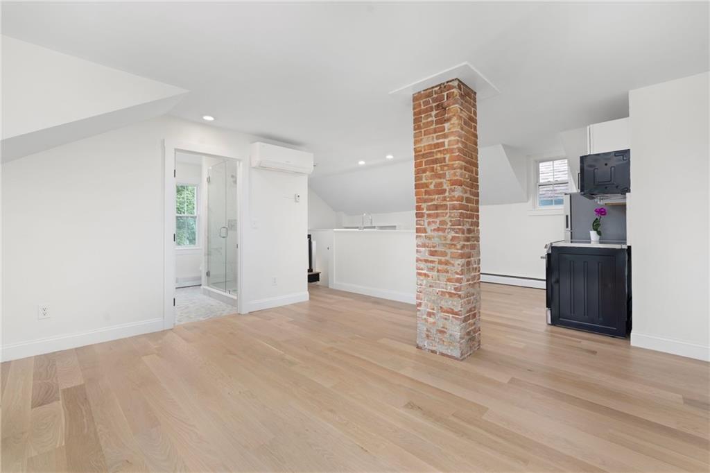 28 Young Street Unit 3 Property Photo 13