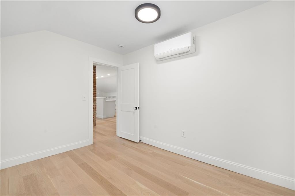 28 Young Street Unit 3 Property Photo 21