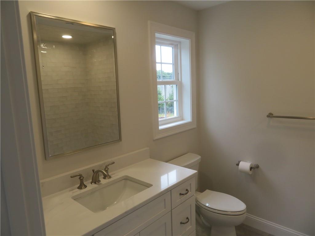 515 School Street Property Photo 13