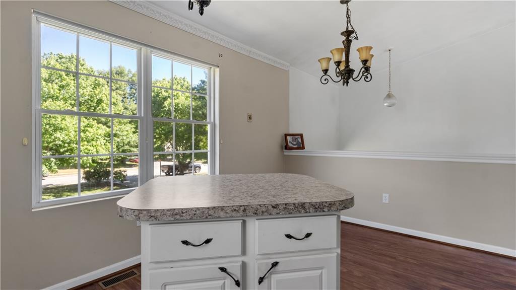 66 Hunters Crossing Drive Property Photo 12
