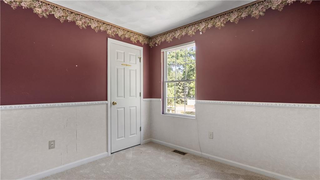 66 Hunters Crossing Drive Property Photo 17