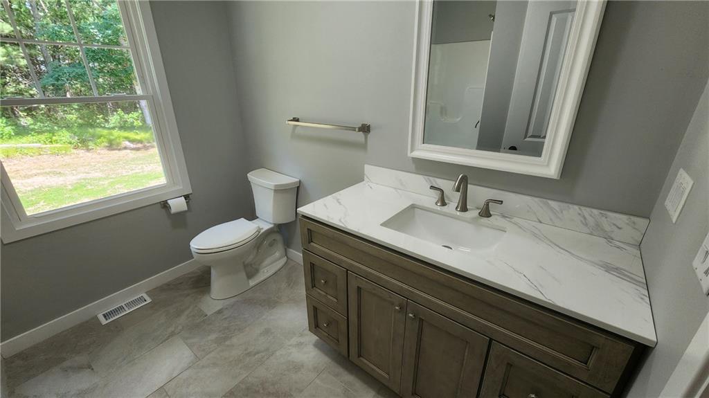 943 B Wordens Pond Road Property Photo 7