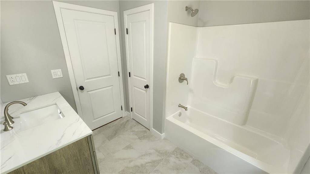 943 B Wordens Pond Road Property Photo 8