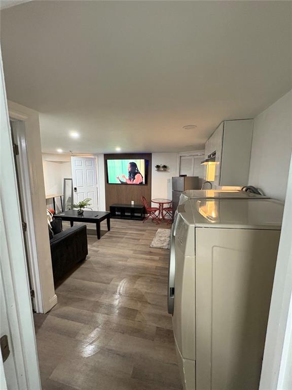 156 160 Bridgham Street Property Photo 4