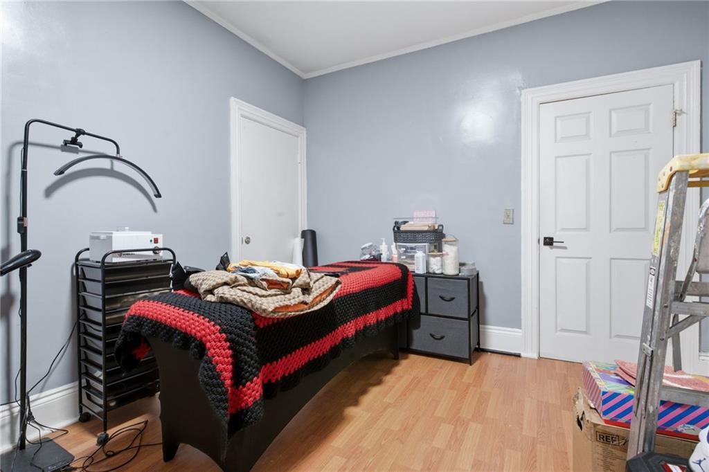 156 160 Bridgham Street Property Photo 17
