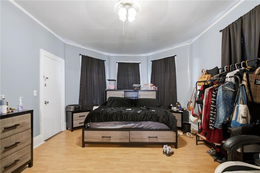 156 160 Bridgham Street Property Photo 19