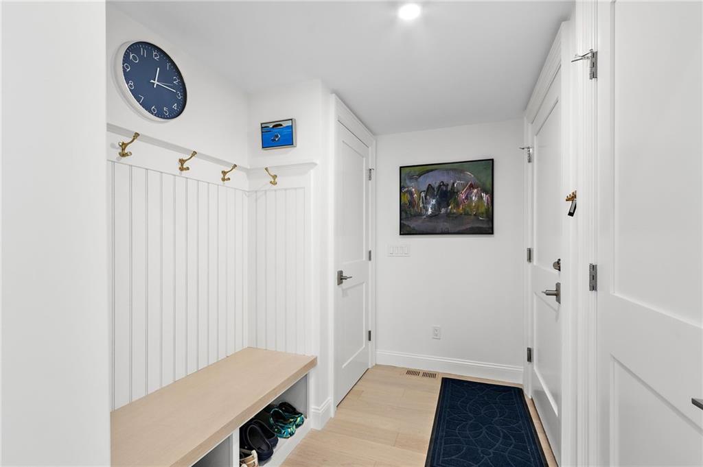 8 Lookout Lane Property Photo 39