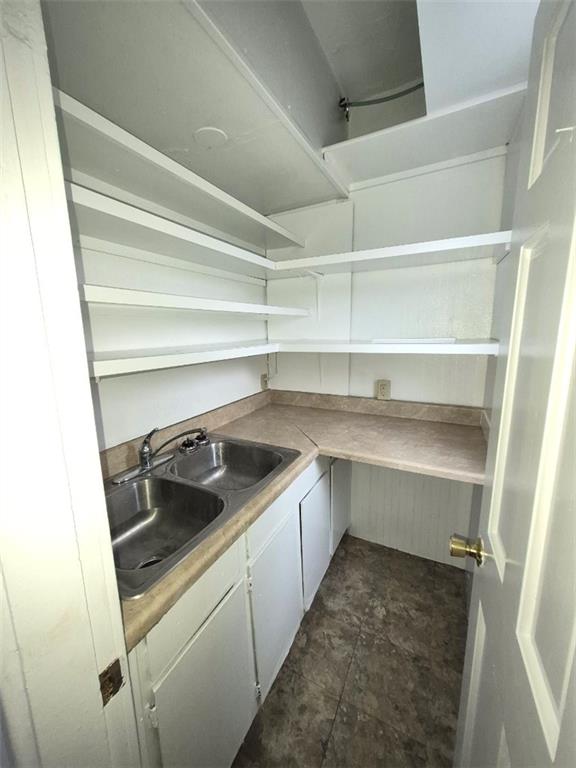11 Seymour Avenue Property Photo 8