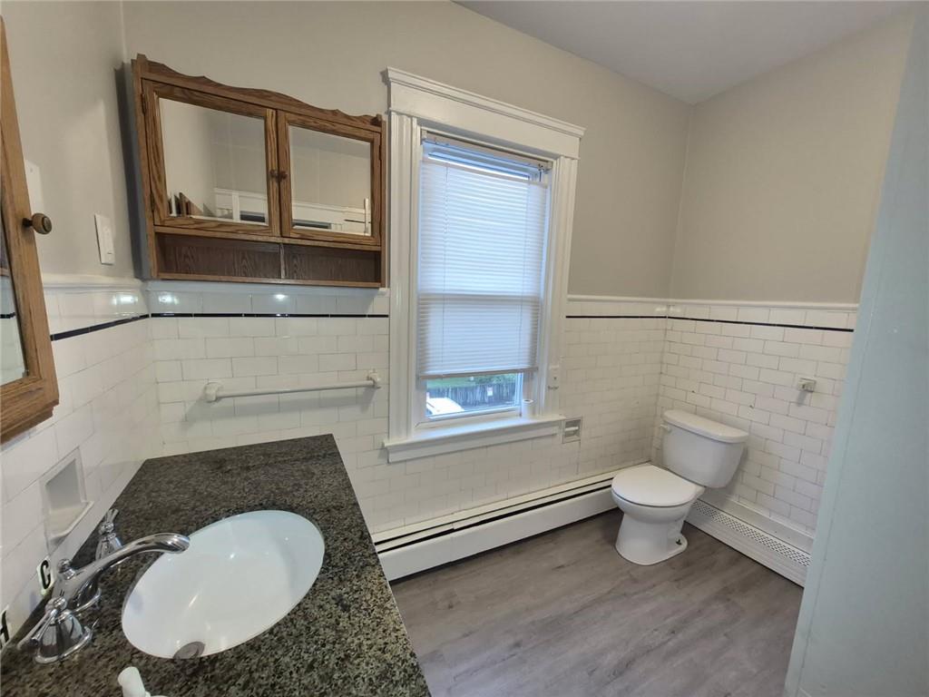 11 Seymour Avenue Property Photo 18