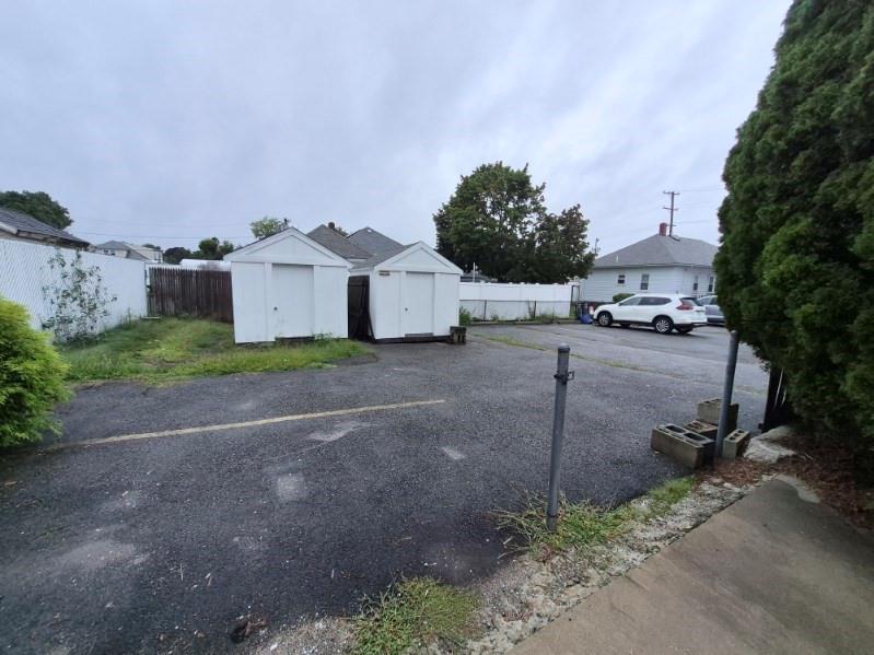 11 Seymour Avenue Property Photo 21