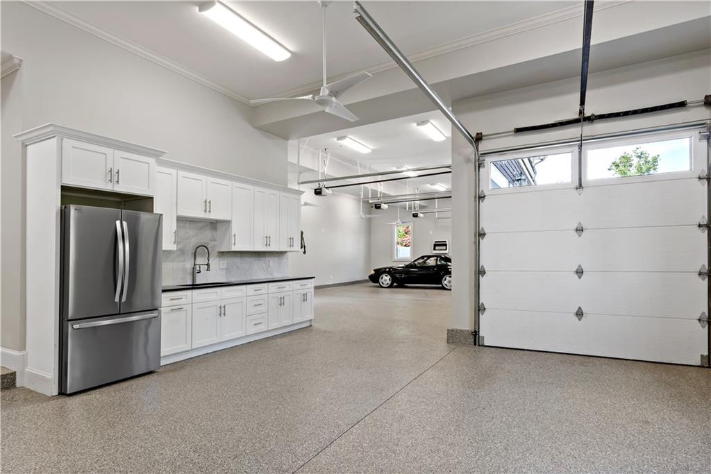 32 Lorraine Street Property Photo 50