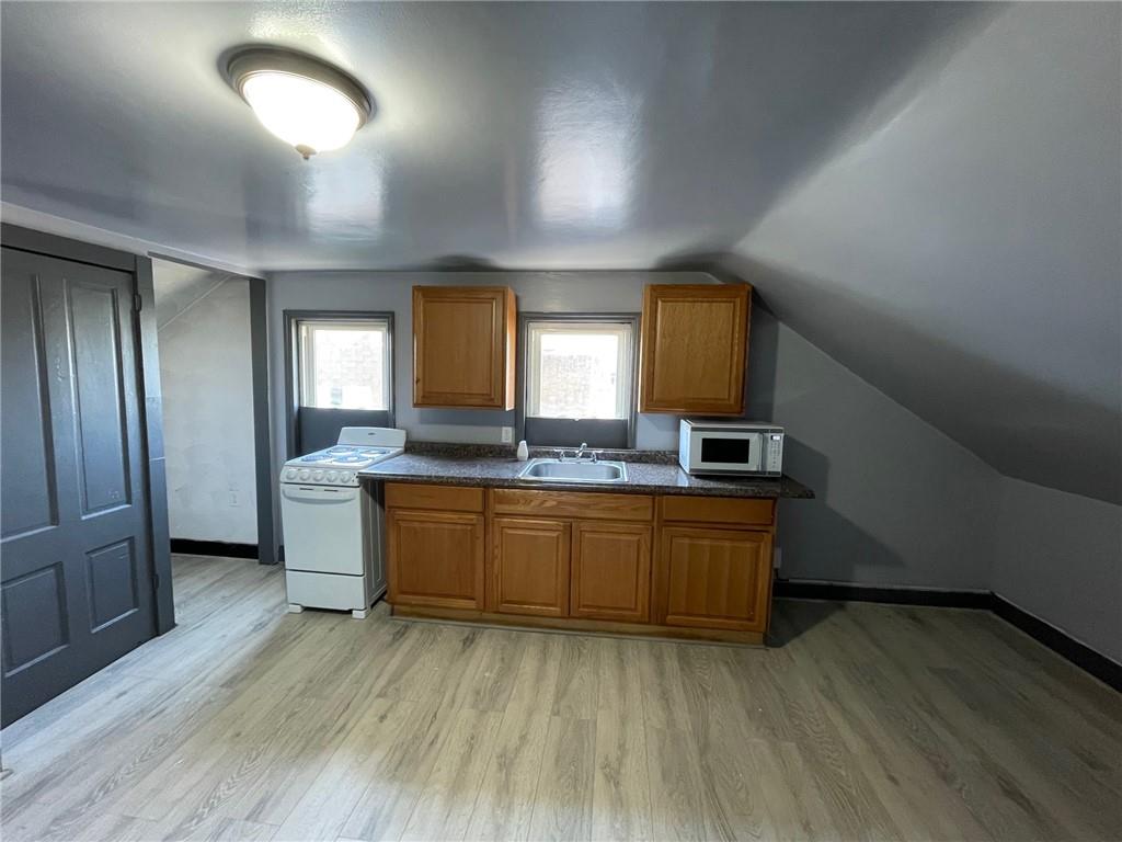 2 Young Avenue Property Photo 2