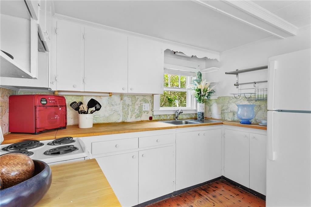 12 Atlantic Avenue Property Photo 12