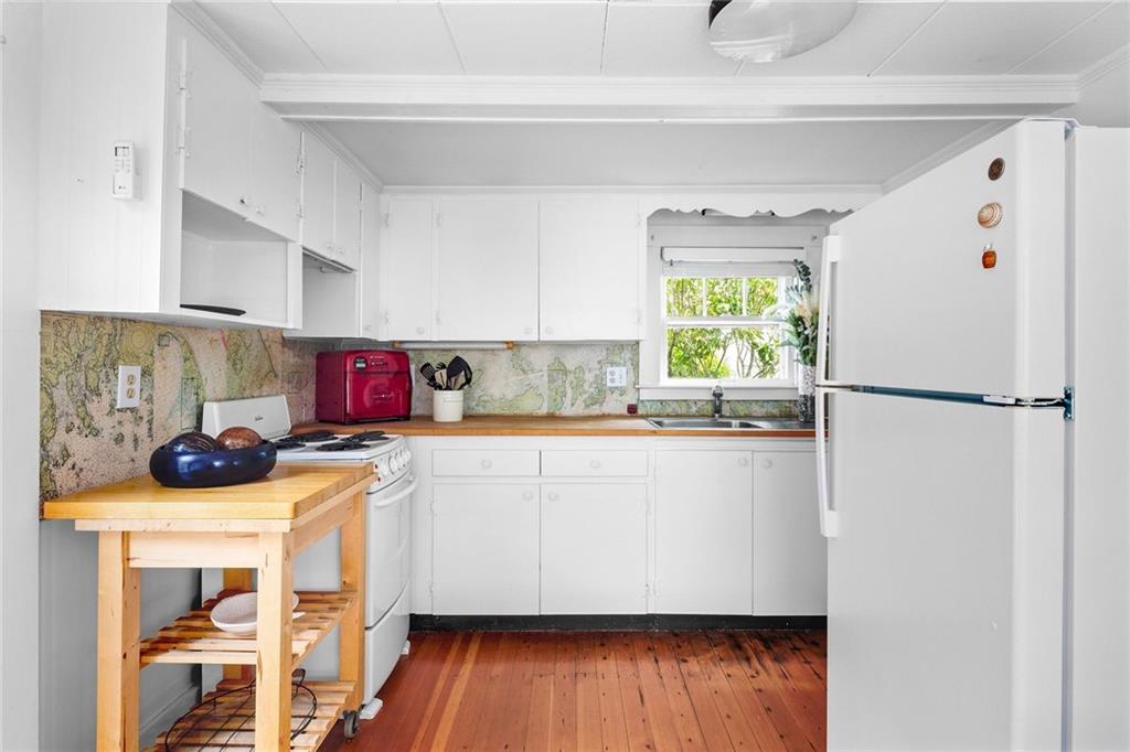 12 Atlantic Avenue Property Photo 13