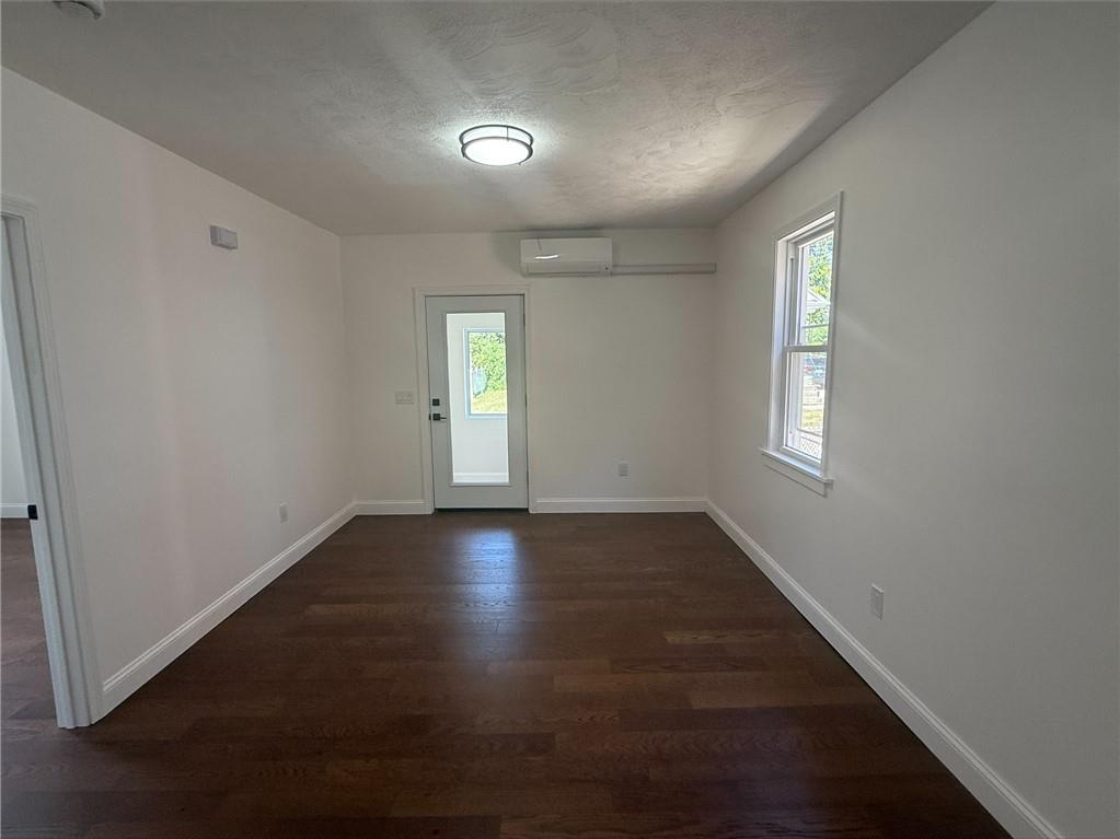 17 Middleton Street Property Photo 6