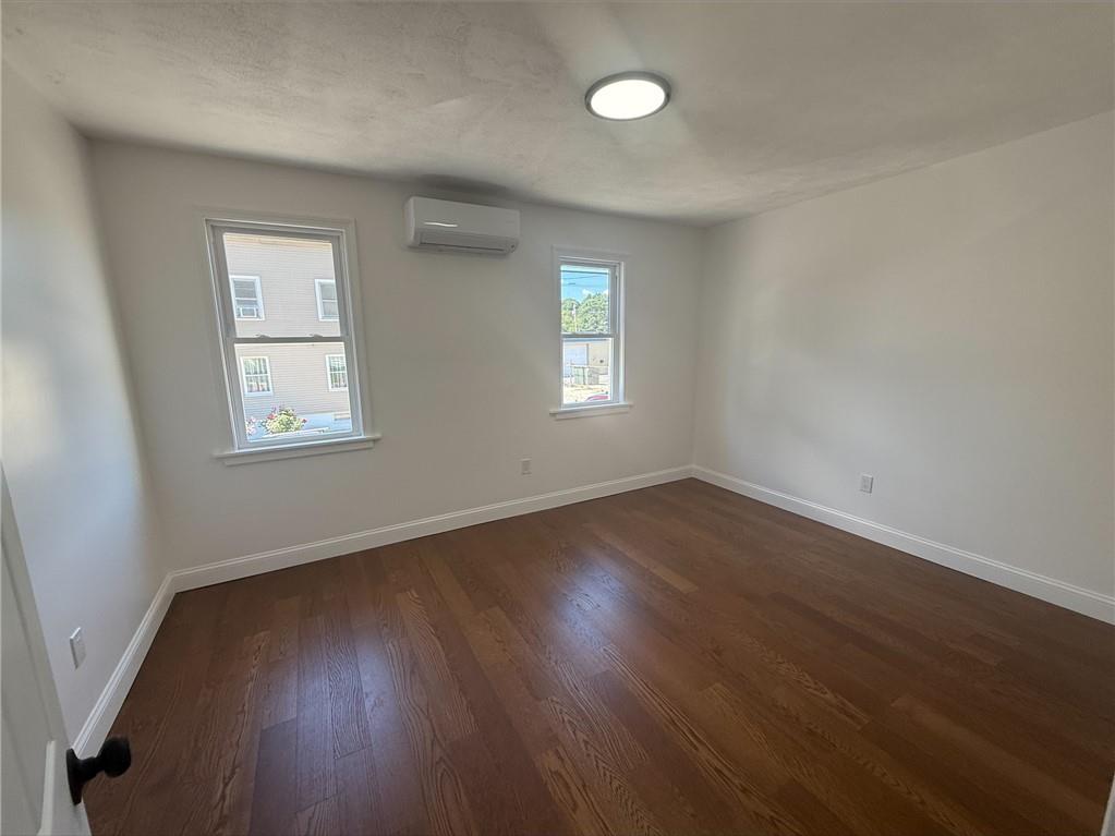 17 Middleton Street Property Photo 11