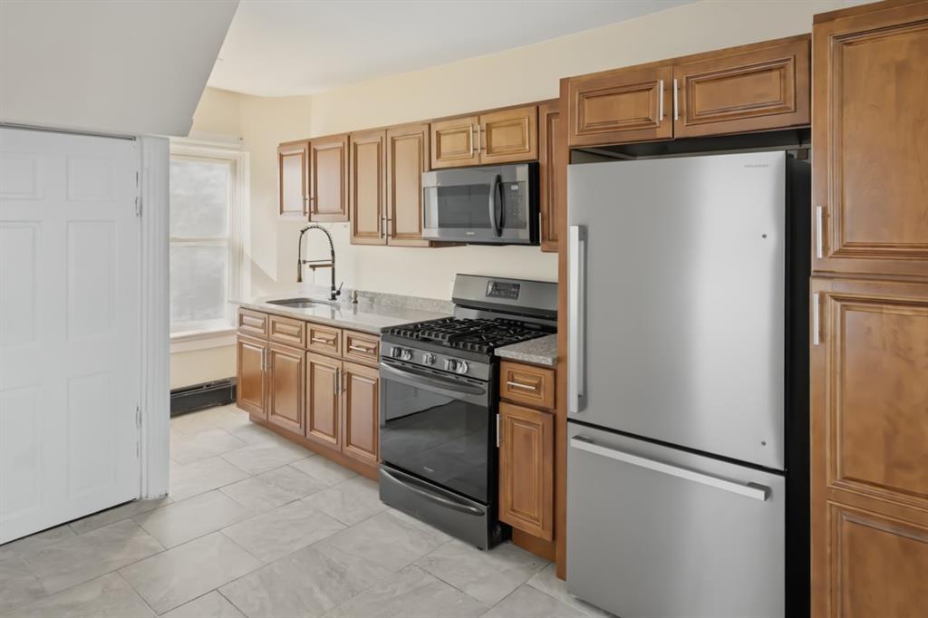 22 Gladstone Street Property Photo 3