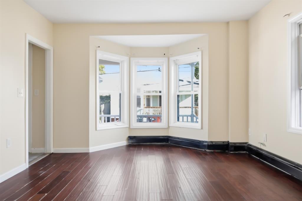 22 Gladstone Street Property Photo 6