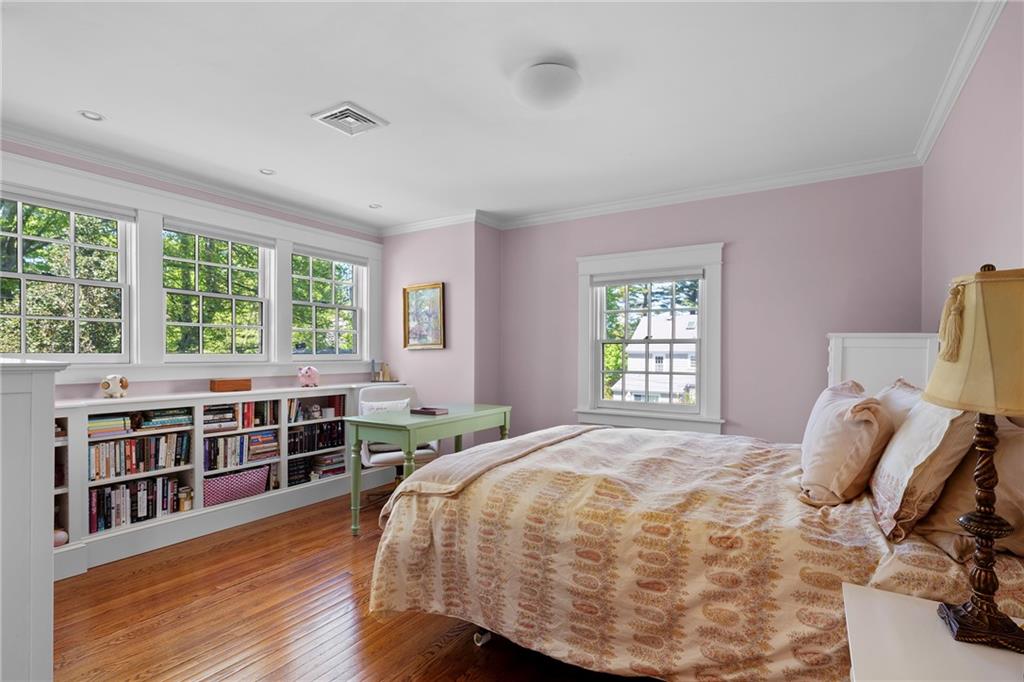 51 Ayrault Street Property Photo 32