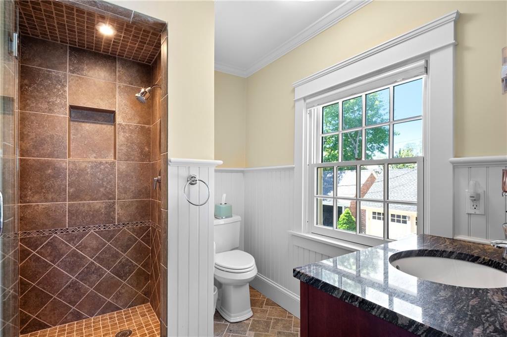 51 Ayrault Street Property Photo 34