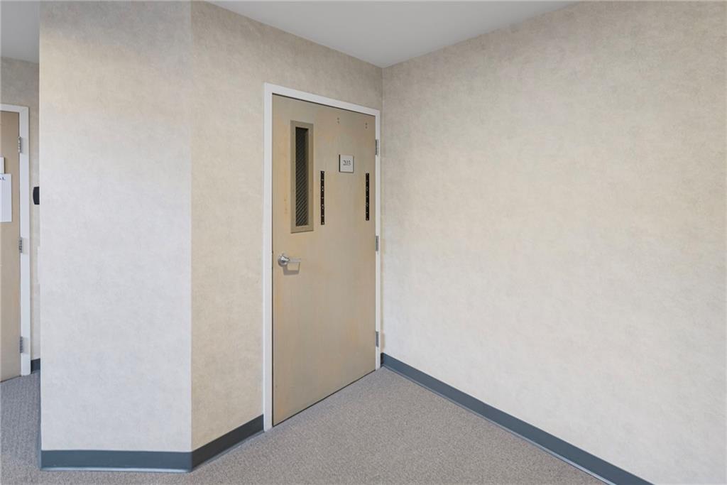 320 Phillips Street Unit 203 Property Photo 8
