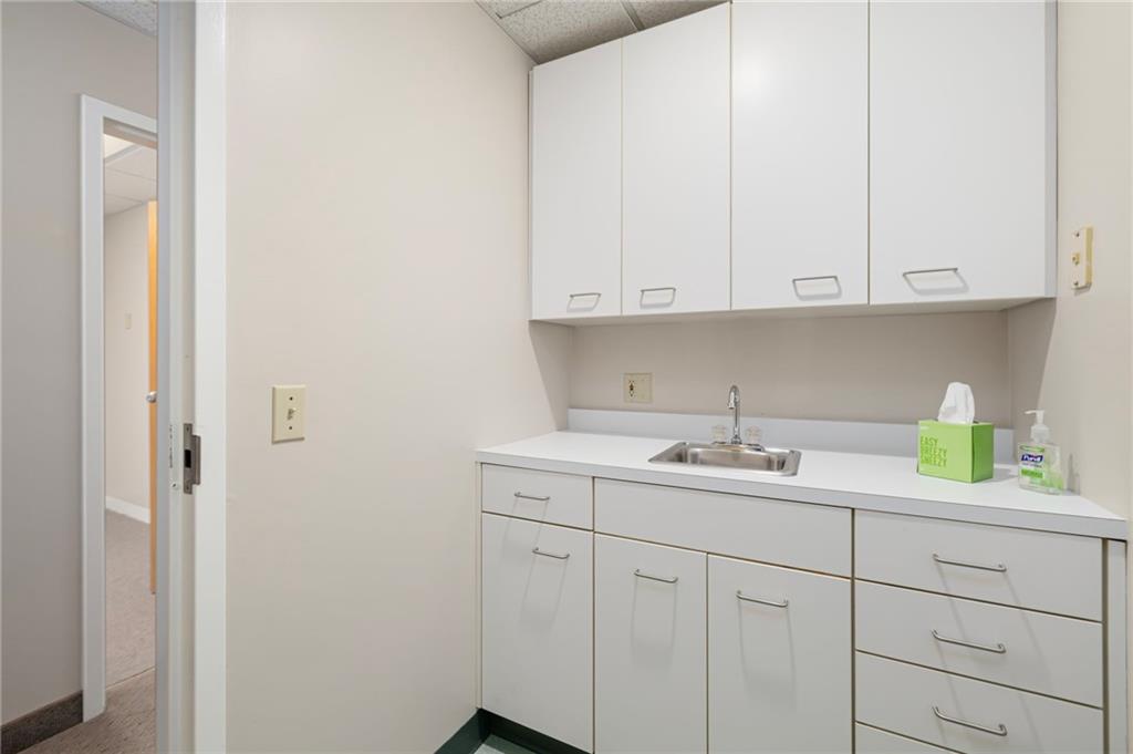 320 Phillips Street Unit 203 Property Photo 24
