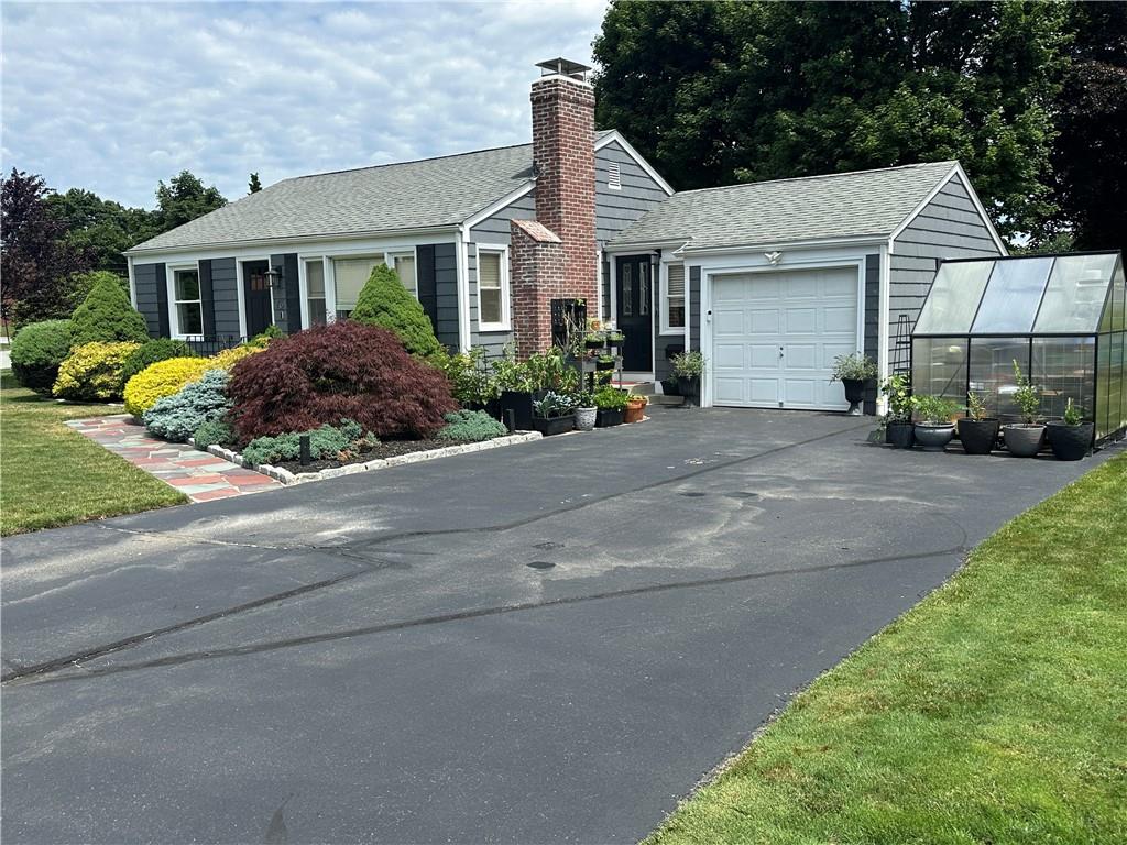 76 Poplar Drive Property Photo 1