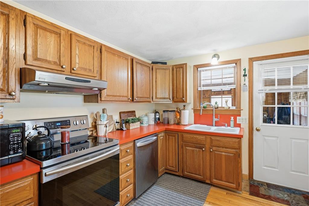 5675 Flat River Road Property Photo 15