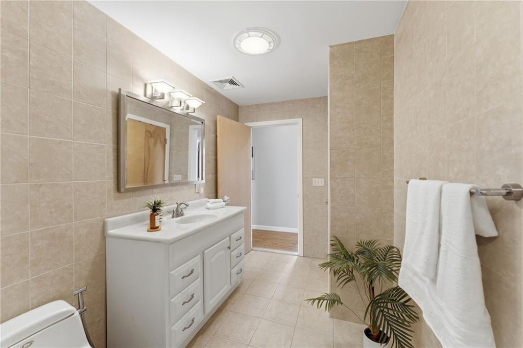 82 Orange Street Unit 3b Property Photo 30