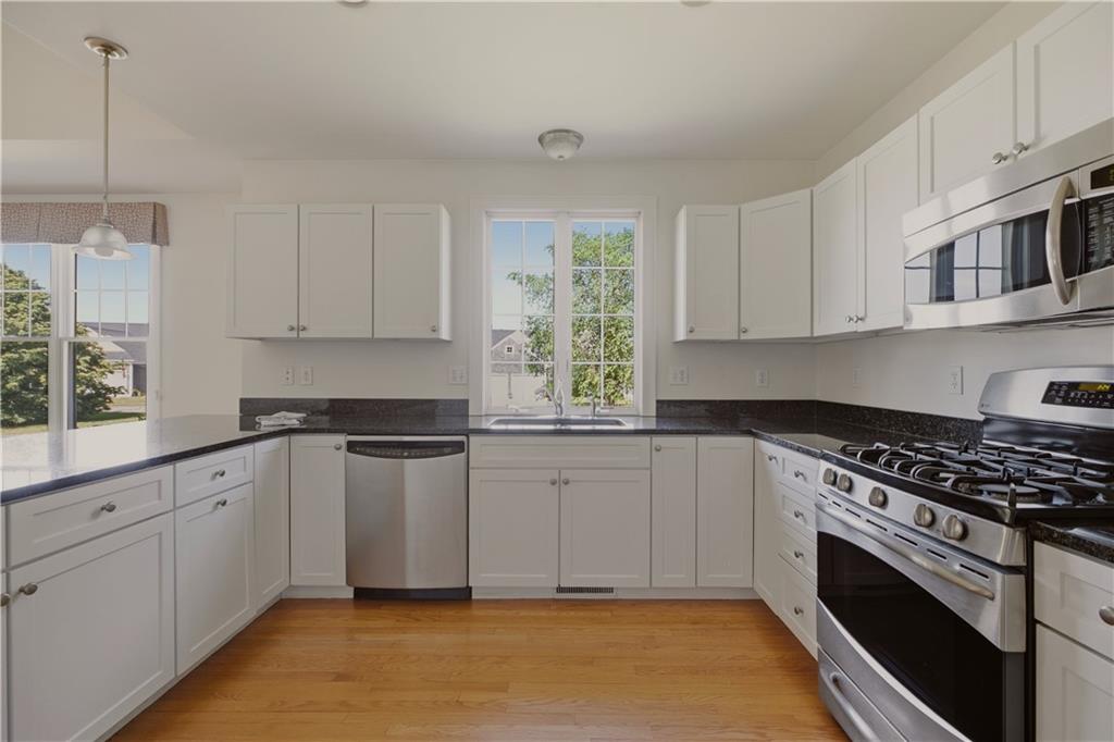 189 Ferry Landing Circle Property Photo 17