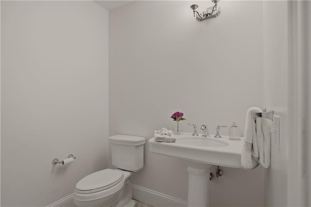 189 Ferry Landing Circle Property Photo 23