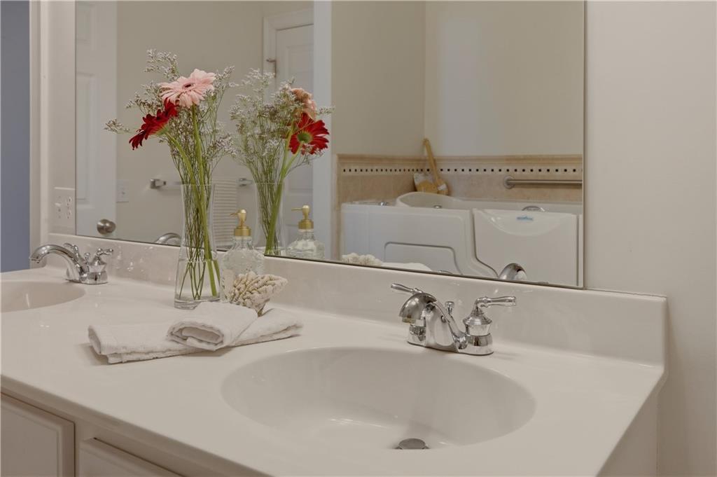 189 Ferry Landing Circle Property Photo 29