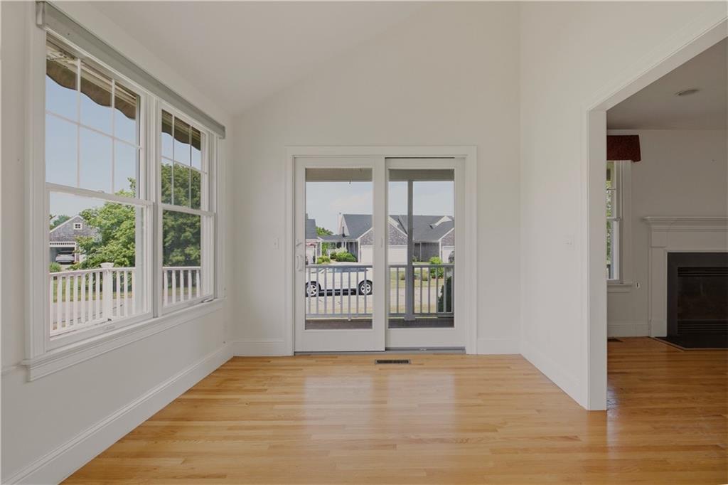 189 Ferry Landing Circle Property Photo 32