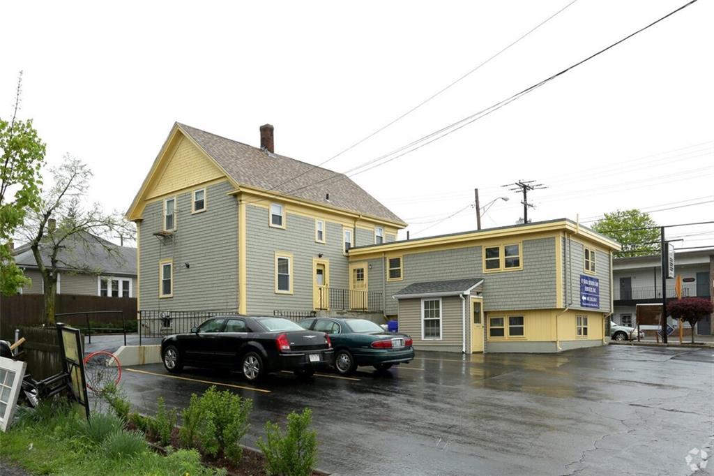 2400 Pawtucket Avenue Property Photo 2