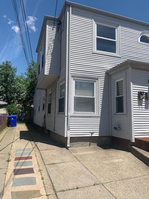 91 Sterling Street Property Photo 3