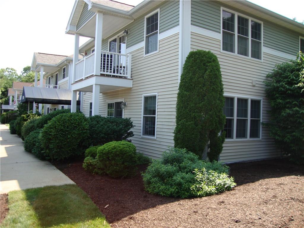 1780 Nooseneck Hill Road Unit 11d Property Photo 1
