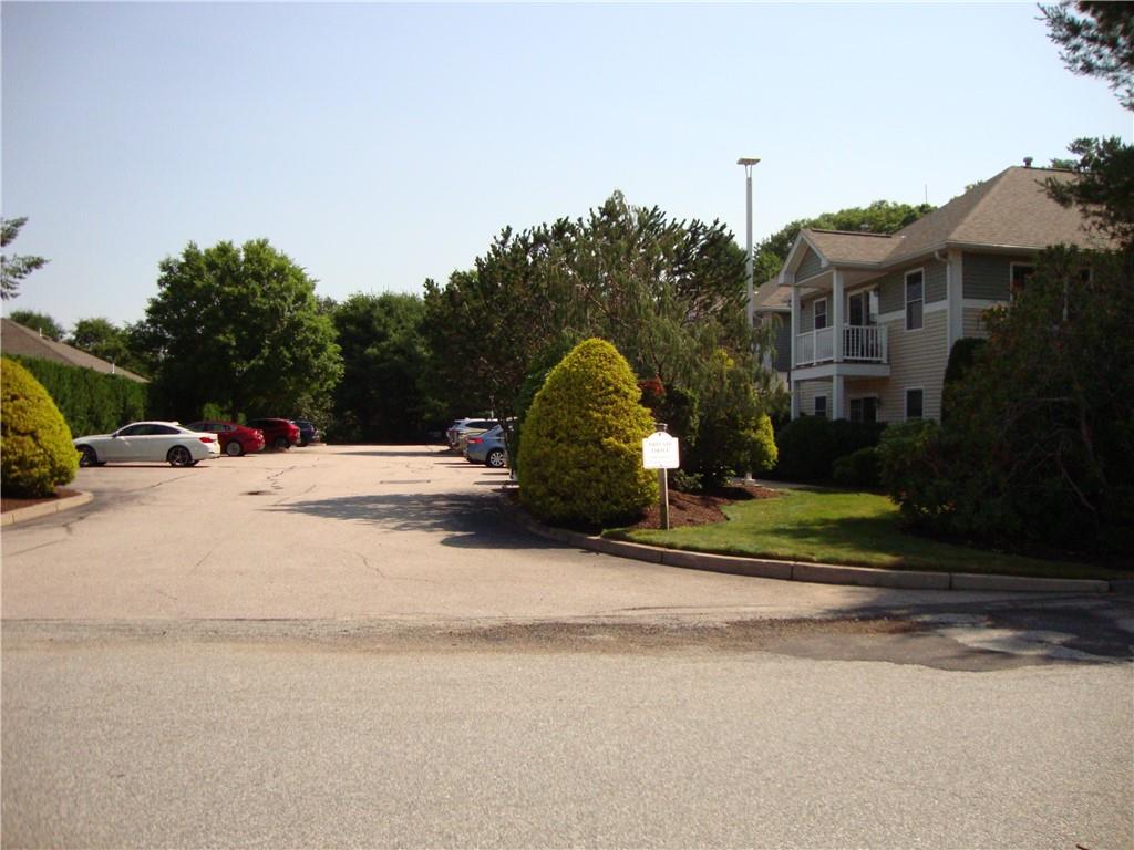1780 Nooseneck Hill Road Unit 11d Property Photo 4