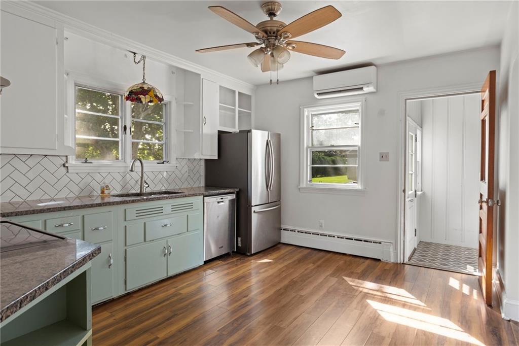 16 Garden Street Property Photo 8